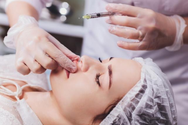 Injection d’acide hyaluronique